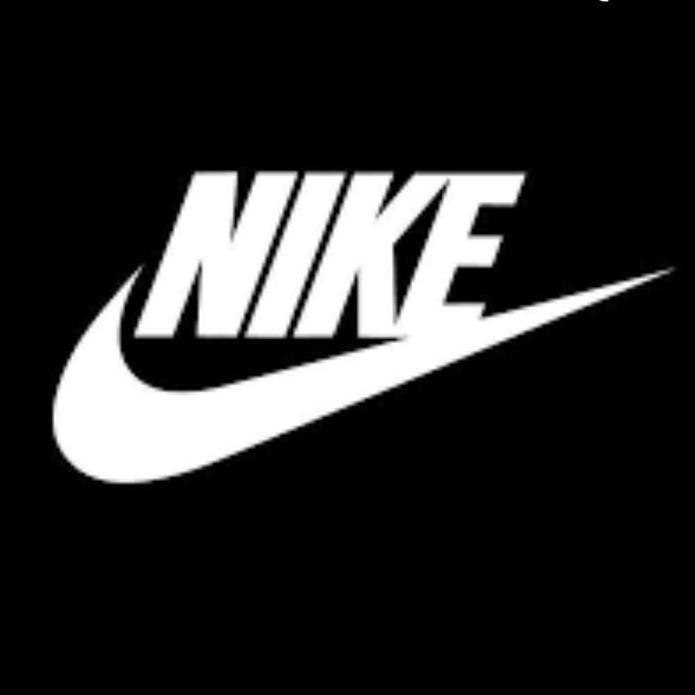 Nike 5 pc Mystery Box (Women’s Small)